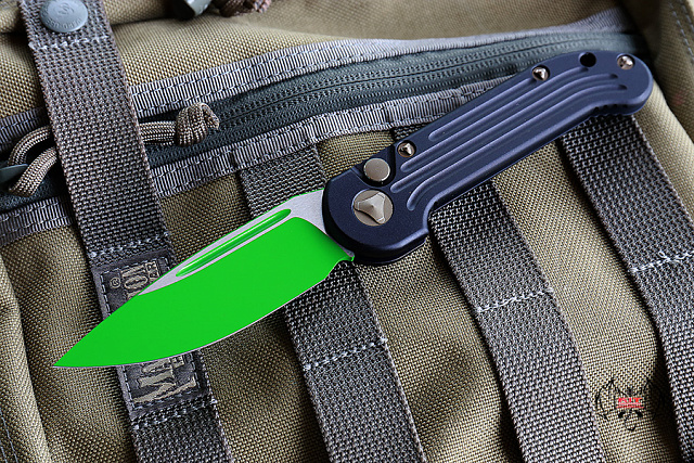Нож Microtech LUDT 135-1JM Jedi Masterс автоматическим открытием клинка.