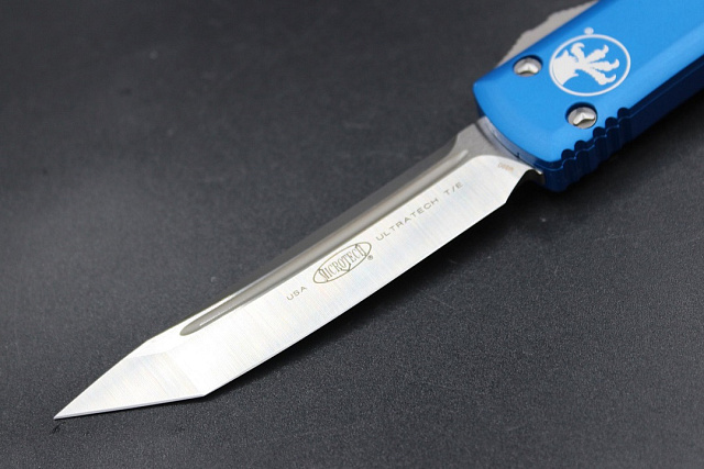 Нож Microtech Ultratech Satin 123-4BL с автоматическим открытием/закрытием клинка.