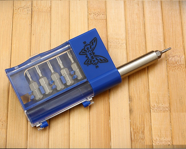 Набор бит Benchmade BM981084F BlueBox Kit