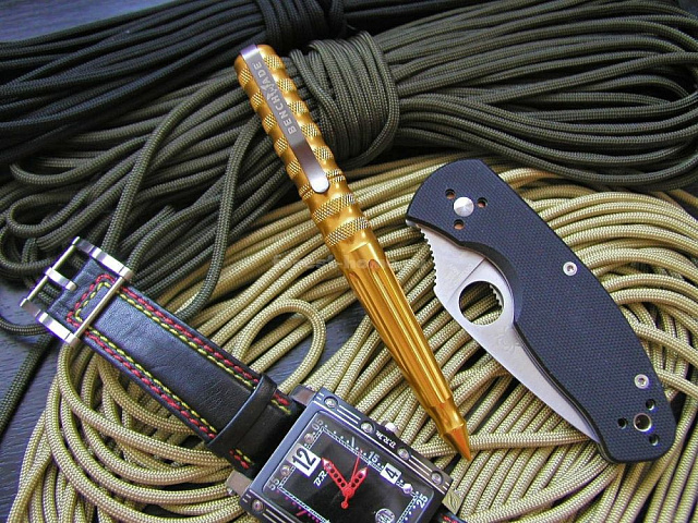 Тактическая ручка Benchmade BM1100-9  золотая ручка, синие чернила