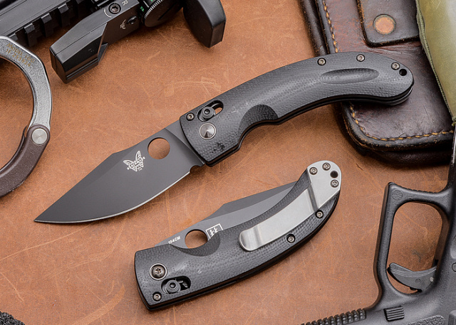 Нож Benchmade BM 746 BK Mini Onslaught